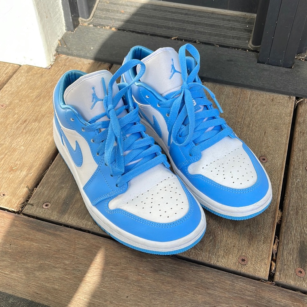 Womens Air Jordan 1 Low “UNC” Sneakers
